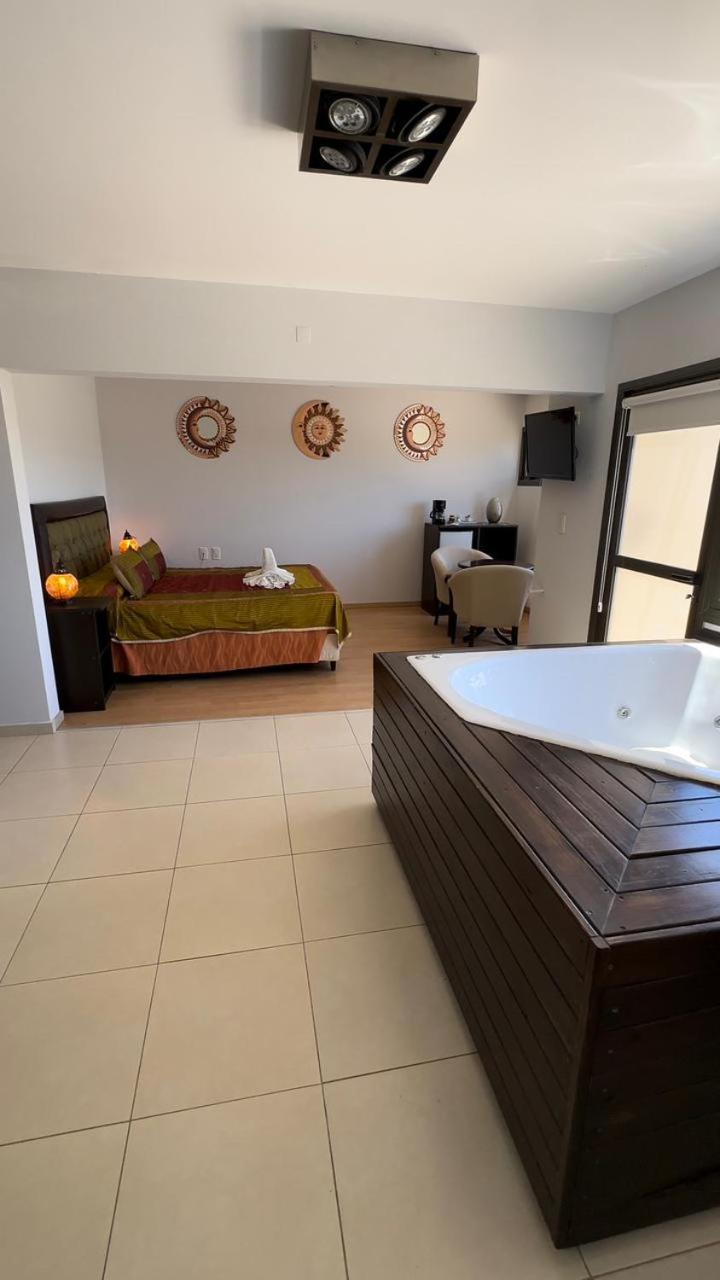 Complejo Riro Namaste Hotell San Antonio de Arredondo Exteriör bild